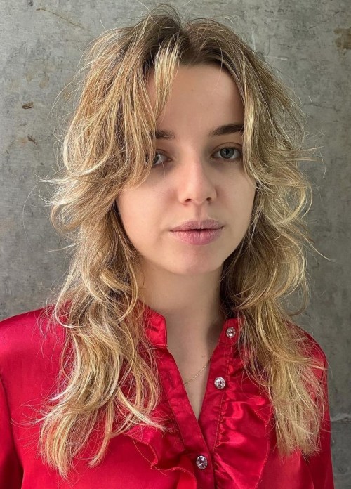 Super Shaggy Wolf Cut Wolf Cut with Curtain Bangs