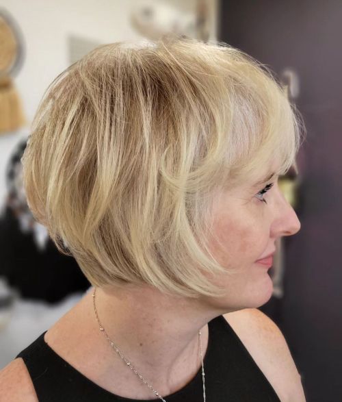 French Bob with Layers for Fine Hair Short Feathered Blonde Bob to Cover Grays