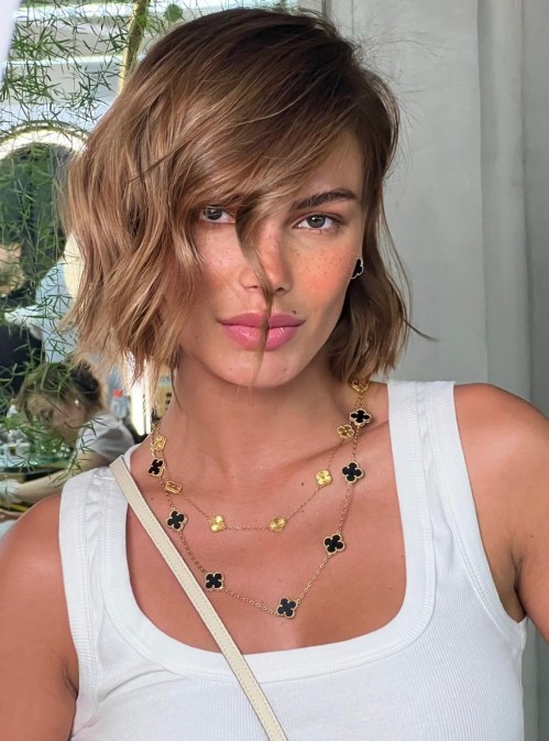 Short Volumized Messy Bob Hairstyle