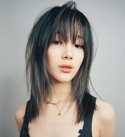 Mid-Length Wolf Cut with Choppy Layers Medium Wolf Haircut for Straight Hair