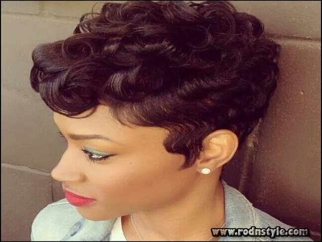 27 Piece Hairstyles With Curly Hair 2