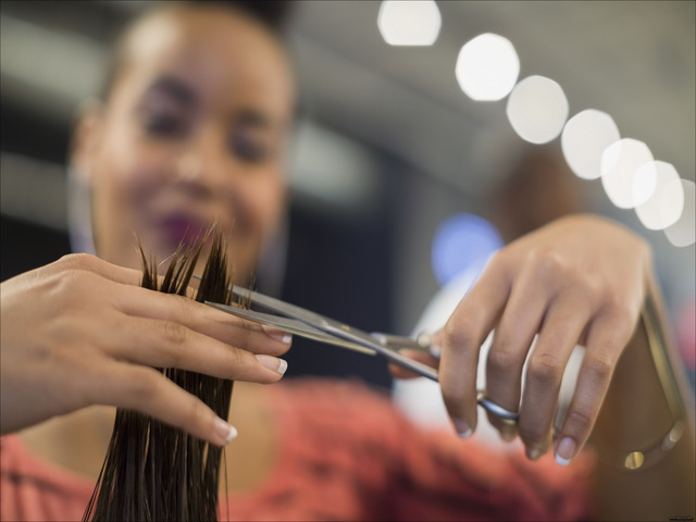 Cheap Haircut Near Me 10