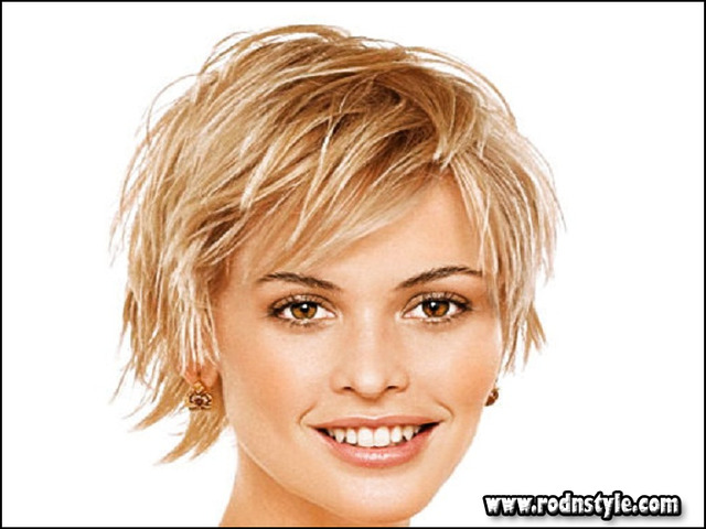 Haircuts For Women With Thinning Hair 8