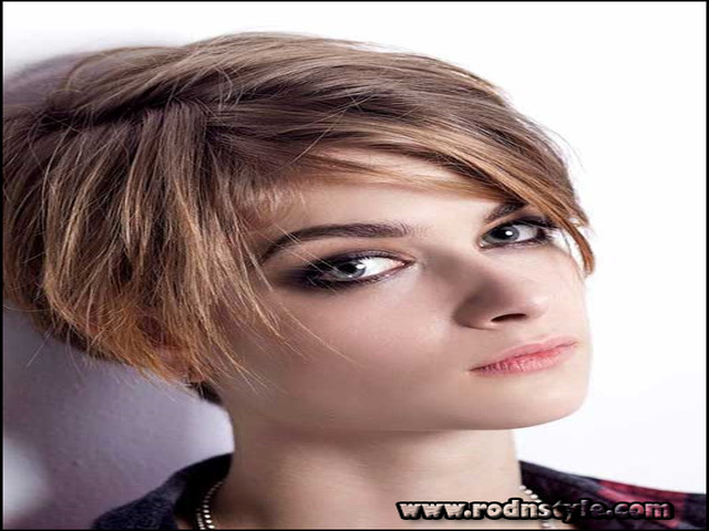 Haircuts For Women With Thinning Hair 9