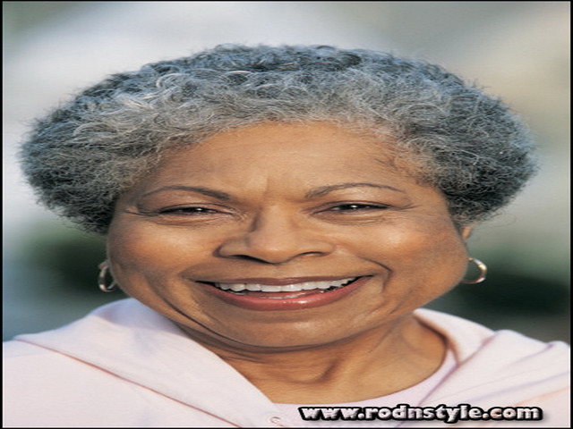 Natural Hairstyles For Older Black Woman 13