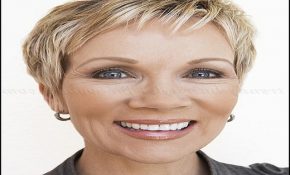 Short Haircuts For Mature Ladies 9