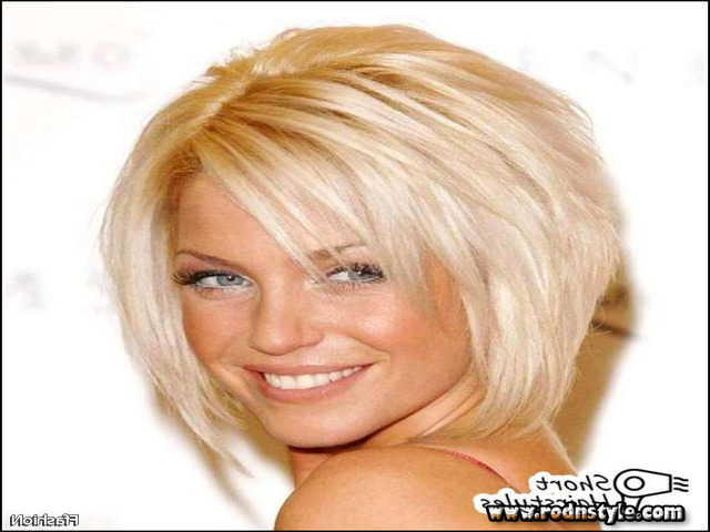 Short To Medium Hairstyles For Fine Hair 4